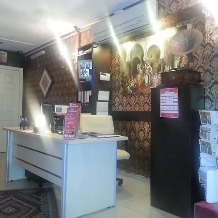 Πανσιόν Arasta 3*