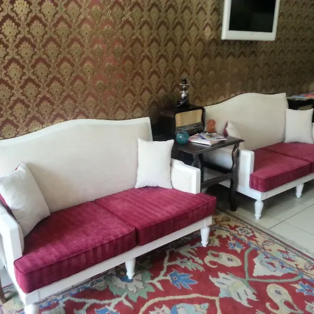 Πανσιόν Arasta 3*