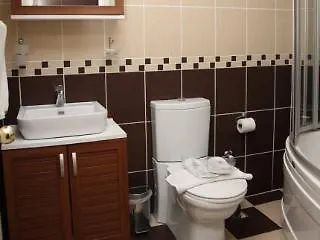 Arasta Πανσιόν