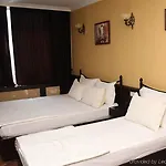 Arasta Pensjonat 3*